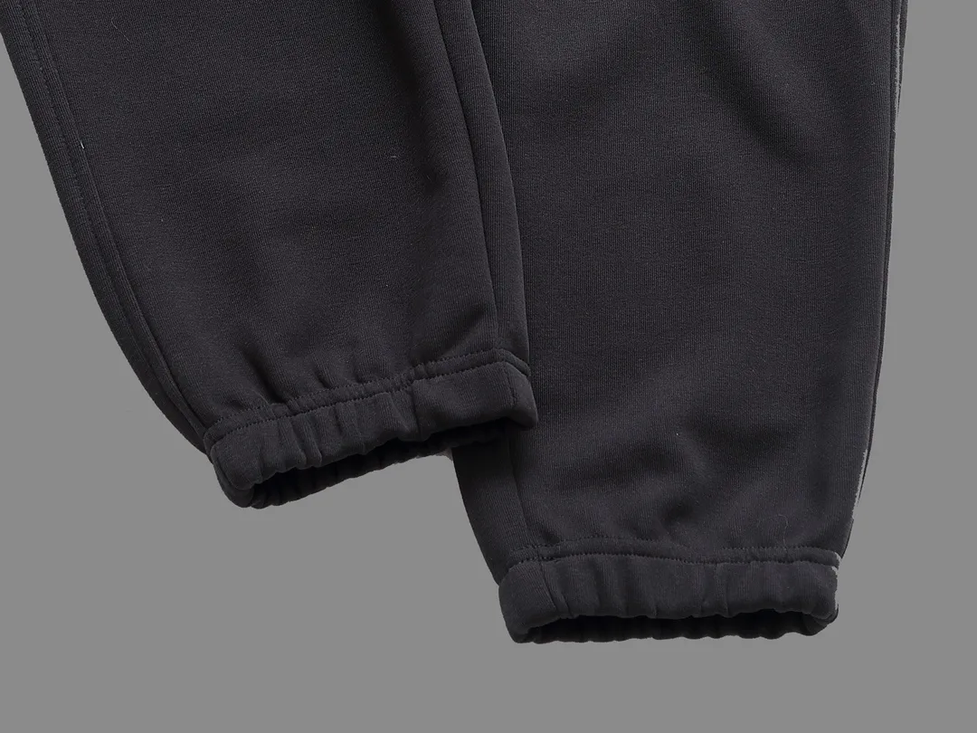 2024 New Arrival logo ！ ， ！ ， ， Classic ～Classic Versatile， ， ， ， ， ， ， 。 ， 。 ：Cream White，Gray，Brown，Black Size：29-36